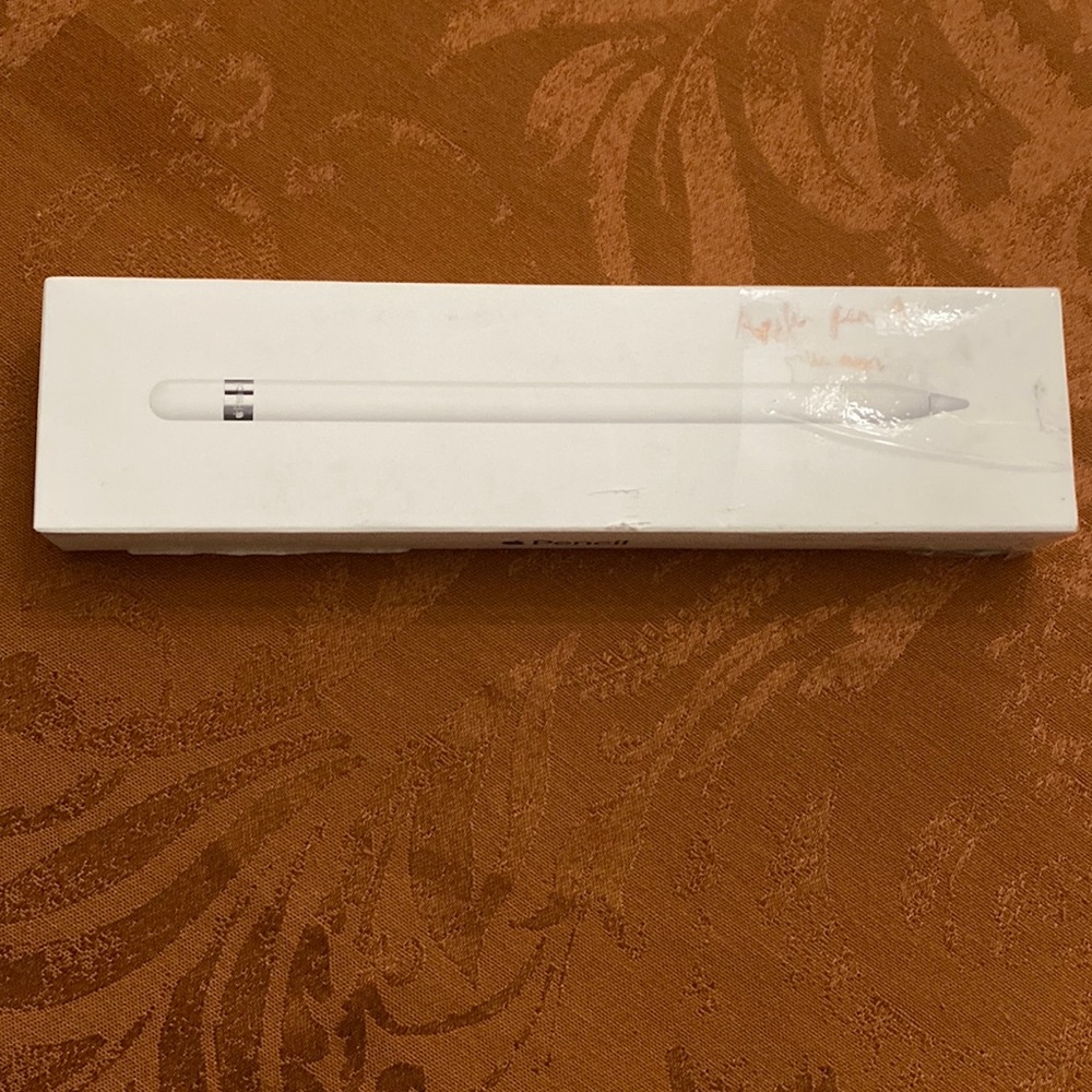 *DID NOT WORK* Apple Pencil with USB-C Adapter (2022, 1st Generation)
